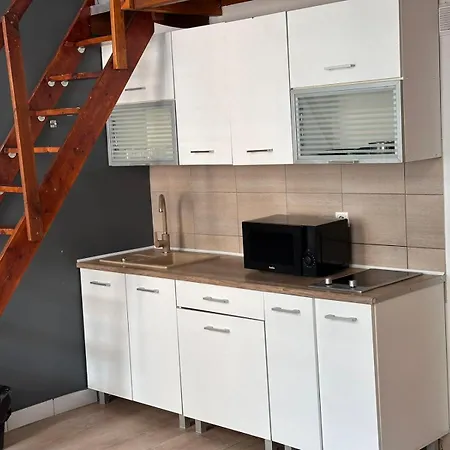 Golebia-genius Apartman *